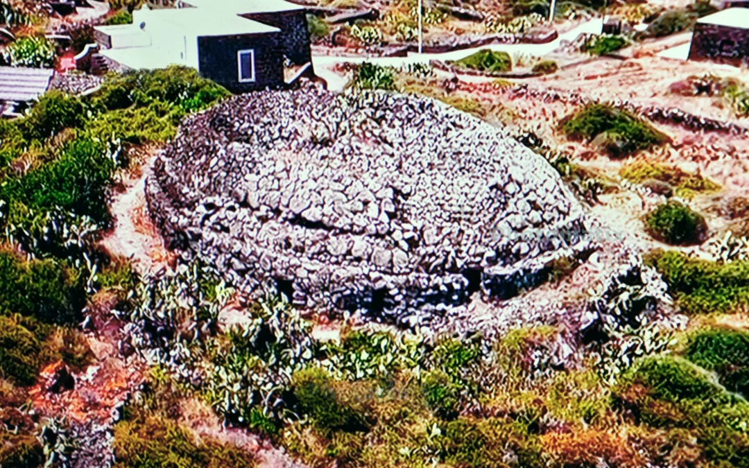 Pantelleria – Stufenarchitektur im Herzen des Mittelmeeres